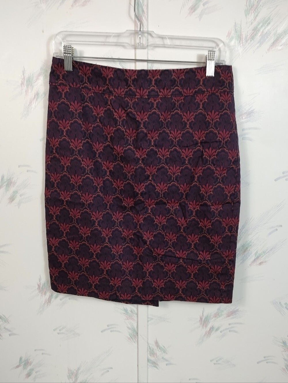 Women's Ann Taylor LOFT Pencil Skirt, Purple and Pink Patterned Size 6